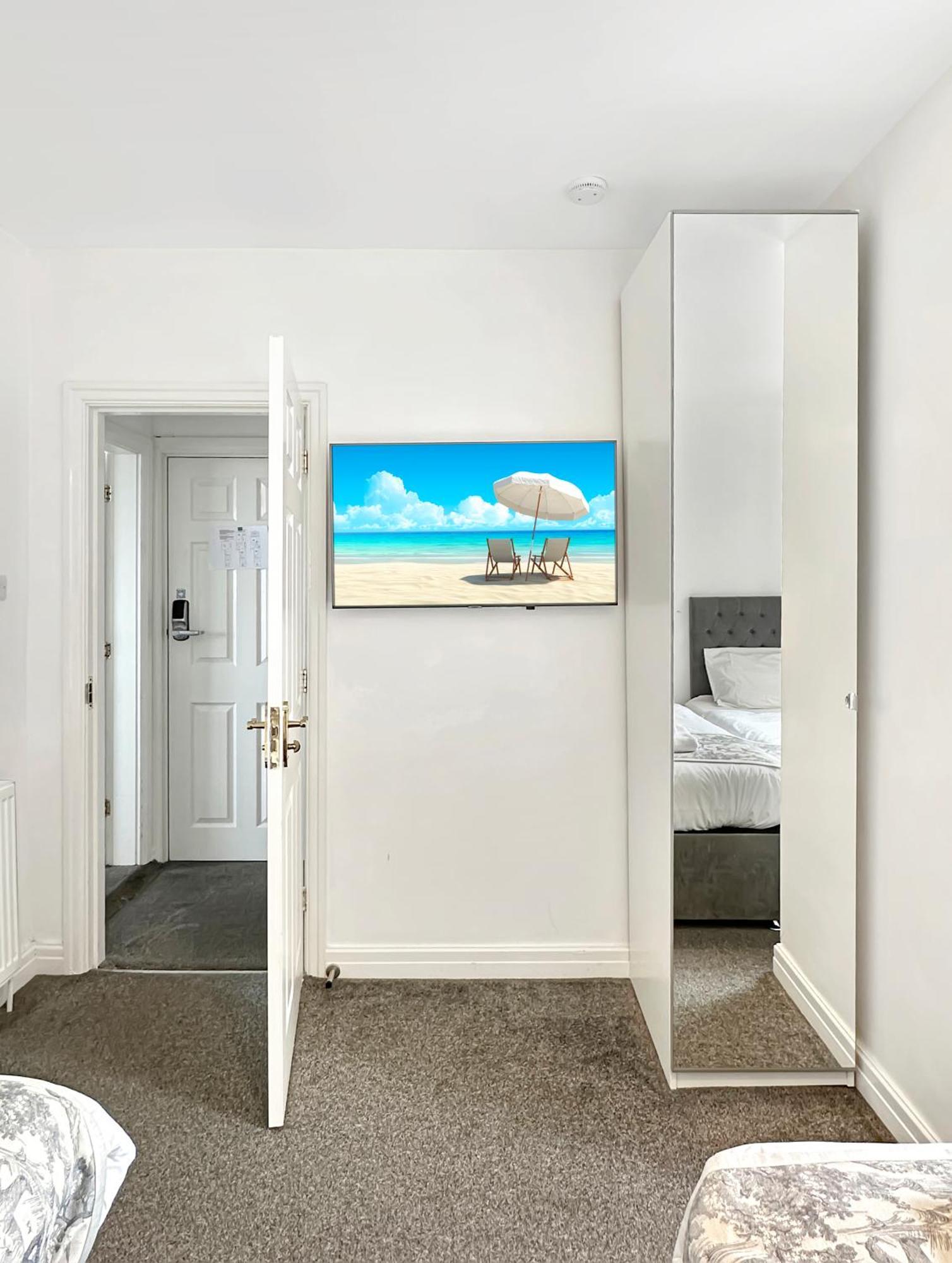 Апартаменты Granada Queen's Promenade Блэкпул